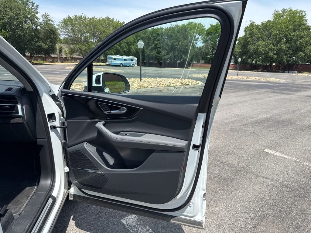 2025 Audi Q7 55 Premium Plus quattro