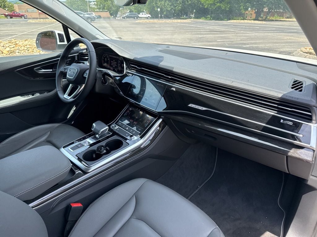 2025 Audi Q7 55 Premium Plus quattro