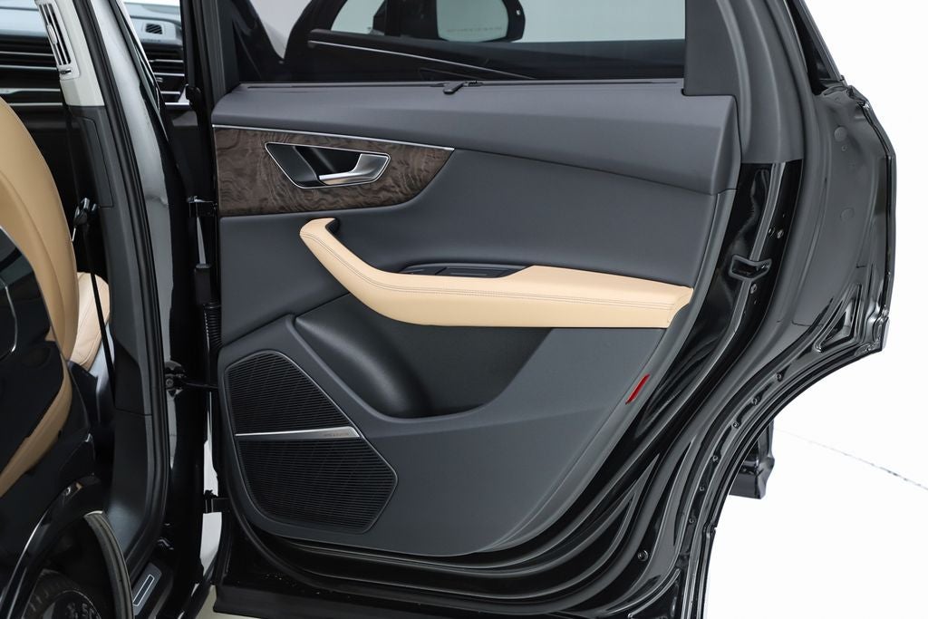 2025 Audi Q7 55 Premium Plus quattro