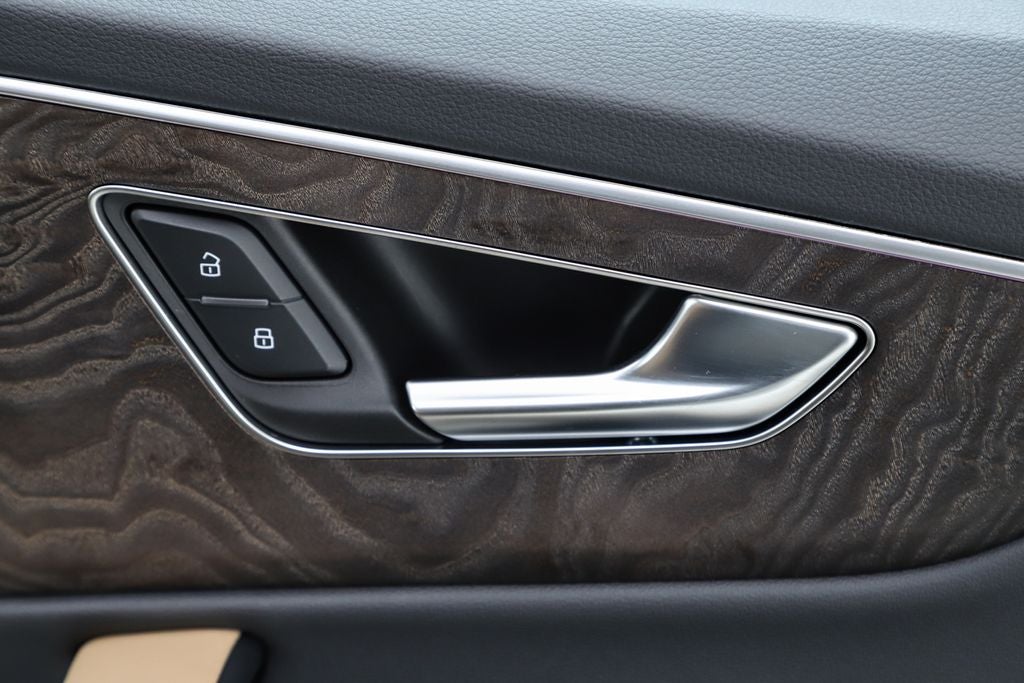 2025 Audi Q7 55 Premium Plus quattro