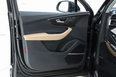2025 Audi Q7 55 Premium Plus quattro