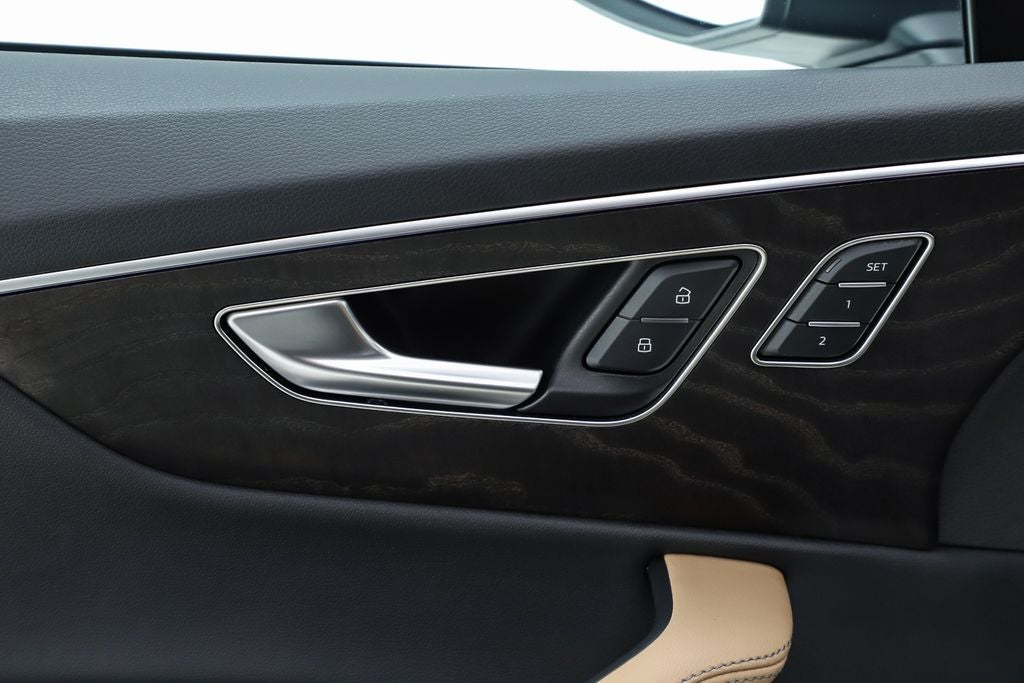 2025 Audi Q7 55 Premium Plus quattro