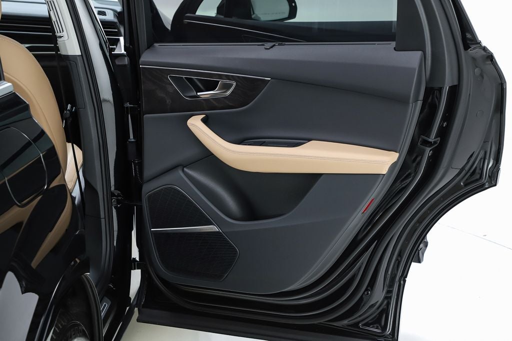 2025 Audi Q7 55 Premium Plus quattro