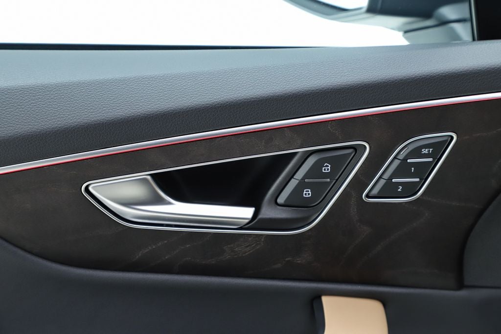 2025 Audi Q7 55 Premium Plus quattro