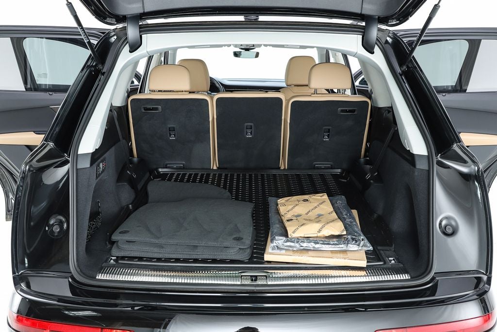 2025 Audi Q7 55 Premium Plus quattro