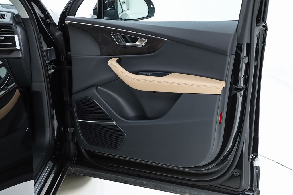 2025 Audi Q7 55 Premium Plus quattro