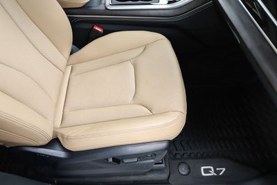 2025 Audi Q7 55 Premium Plus quattro