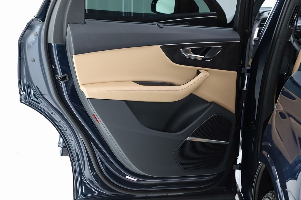 2023 Audi Q7 55 Premium Plus quattro