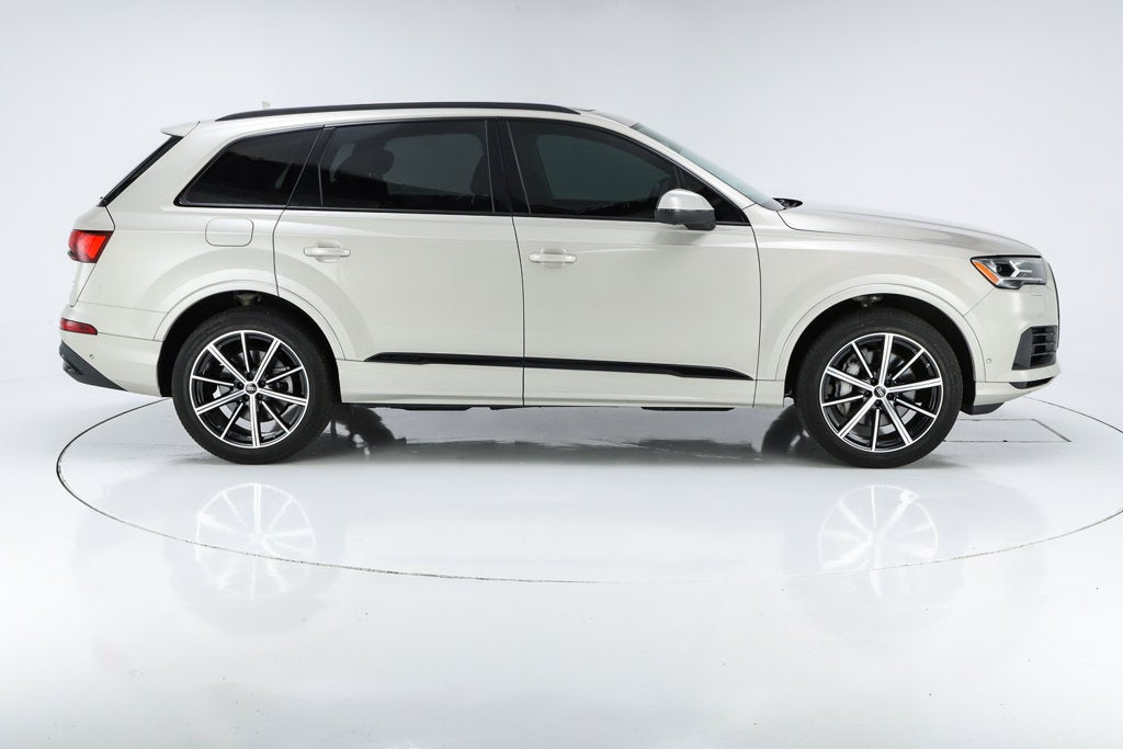2022 Audi Q7 55 Premium Plus quattro