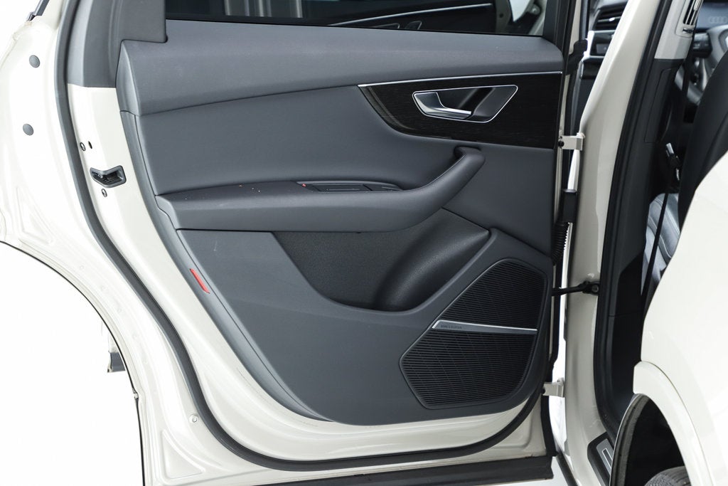 2022 Audi Q7 55 Premium Plus quattro