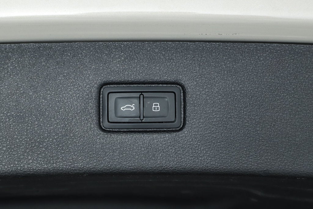 2022 Audi Q7 55 Premium Plus quattro