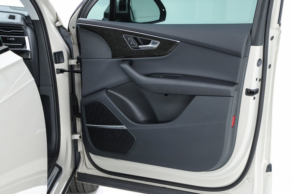 2022 Audi Q7 55 Premium Plus quattro