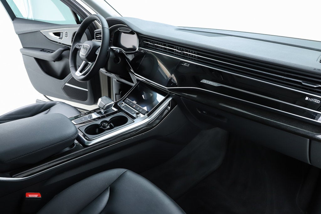 2022 Audi Q7 55 Premium Plus quattro