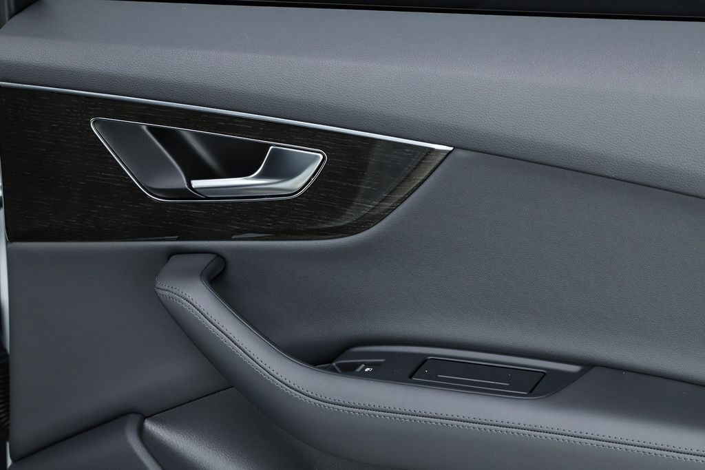 2023 Audi Q7 55 Premium Plus quattro