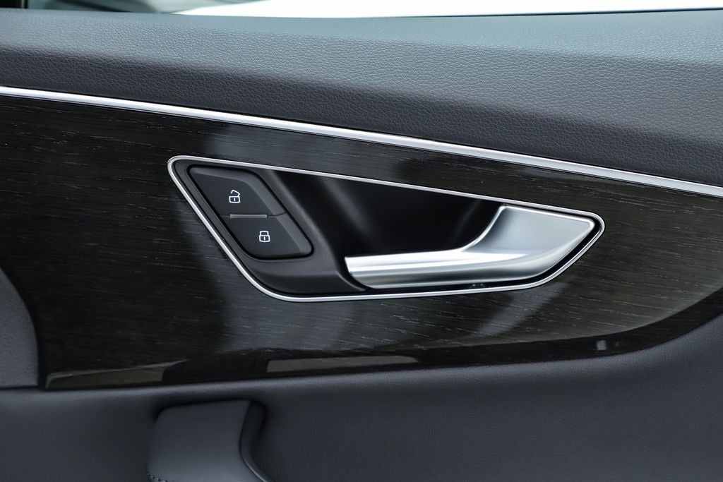 2023 Audi Q7 55 Premium Plus quattro