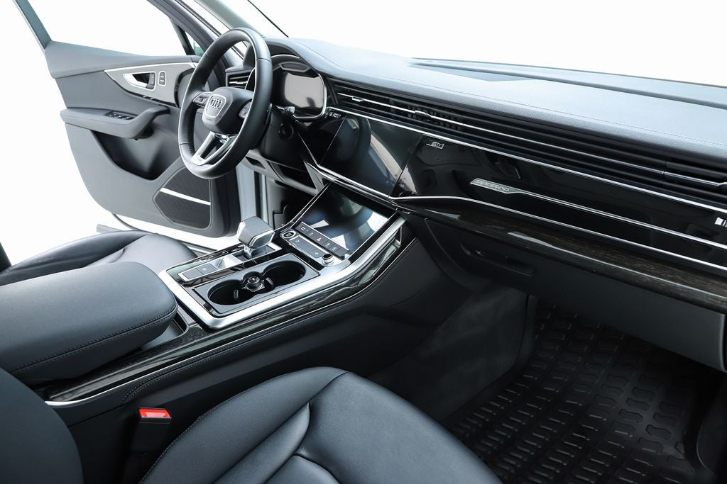 2023 Audi Q7 55 Premium Plus quattro