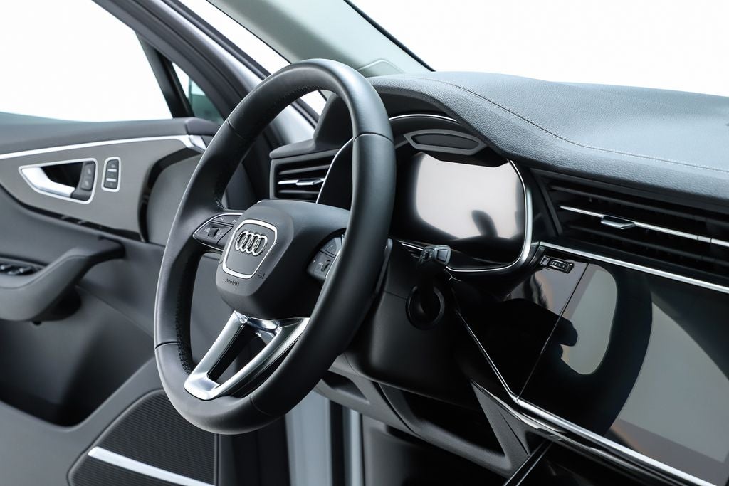 2023 Audi Q7 55 Premium Plus quattro