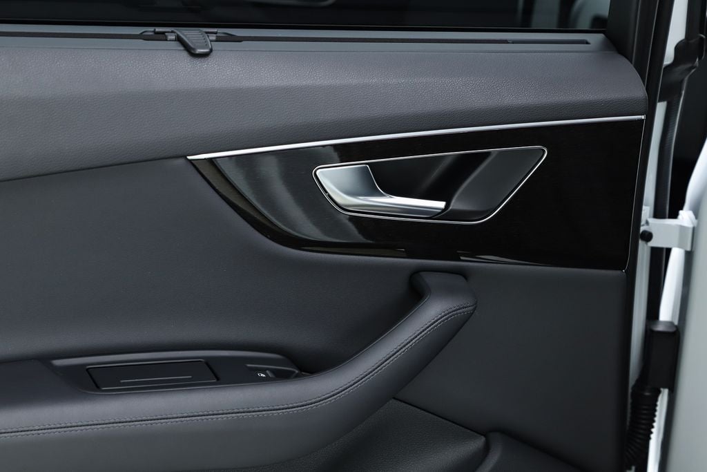 2023 Audi Q7 55 Premium Plus quattro