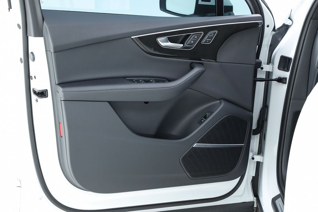 2023 Audi Q7 55 Premium Plus quattro
