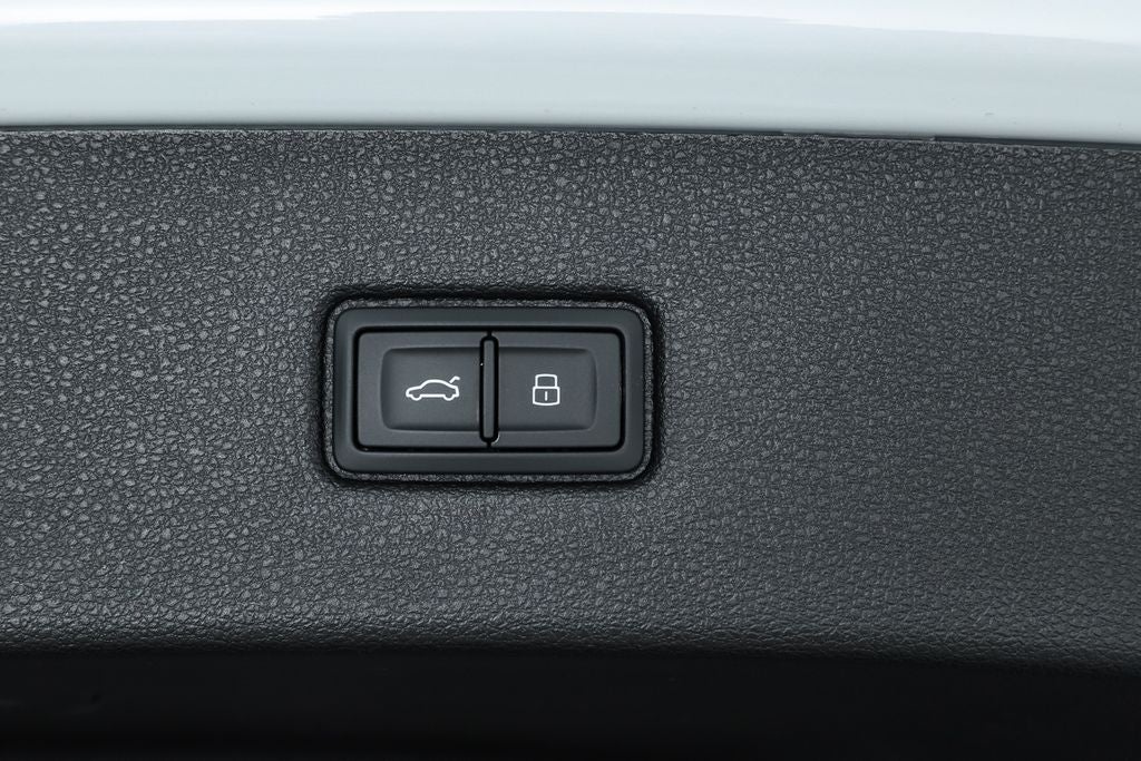 2023 Audi Q7 55 Premium Plus quattro