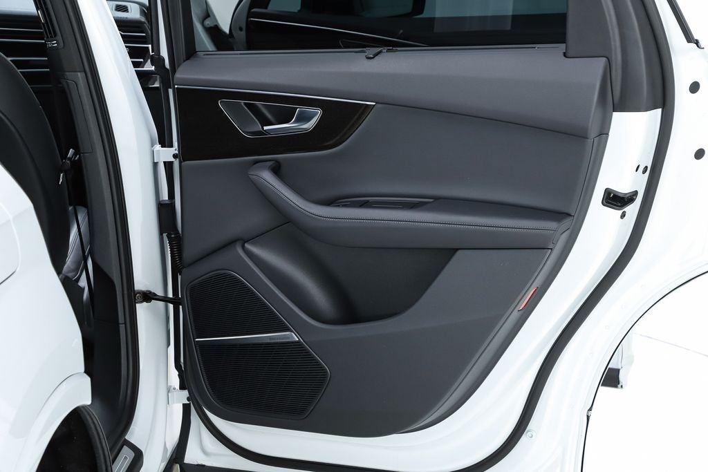 2023 Audi Q7 55 Premium Plus quattro