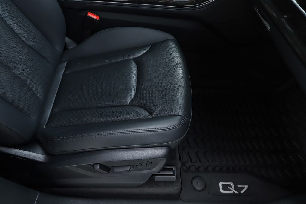 2023 Audi Q7 55 Premium Plus quattro