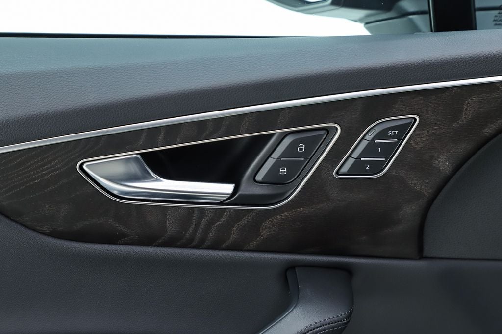 2023 Audi Q7 55 Premium Plus quattro