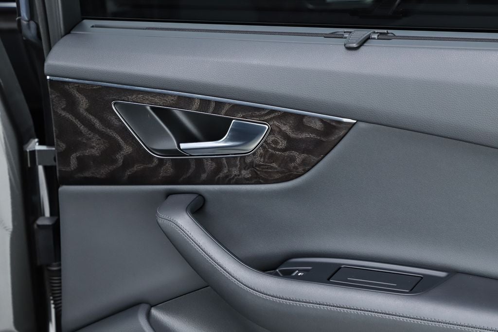 2023 Audi Q7 55 Premium Plus quattro