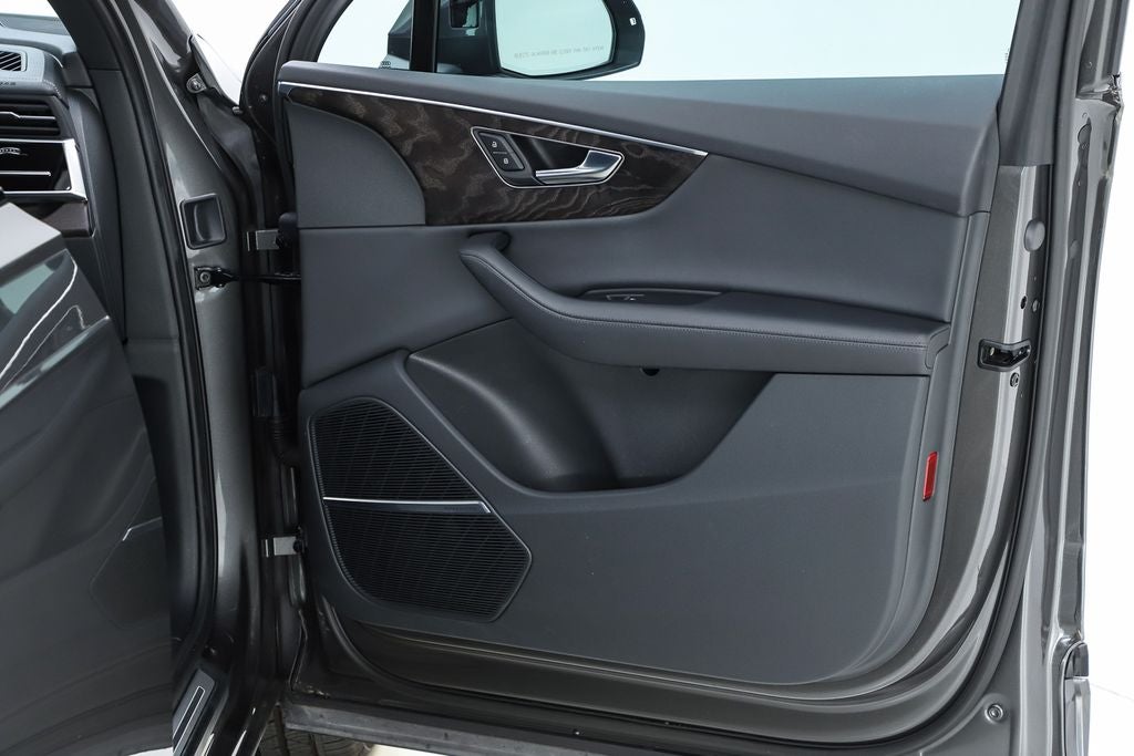 2023 Audi Q7 55 Premium Plus quattro