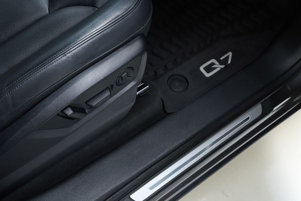 2023 Audi Q7 55 Premium Plus quattro
