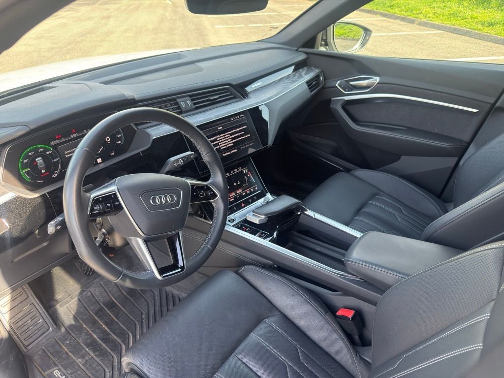 2023 Audi e-tron Prestige quattro