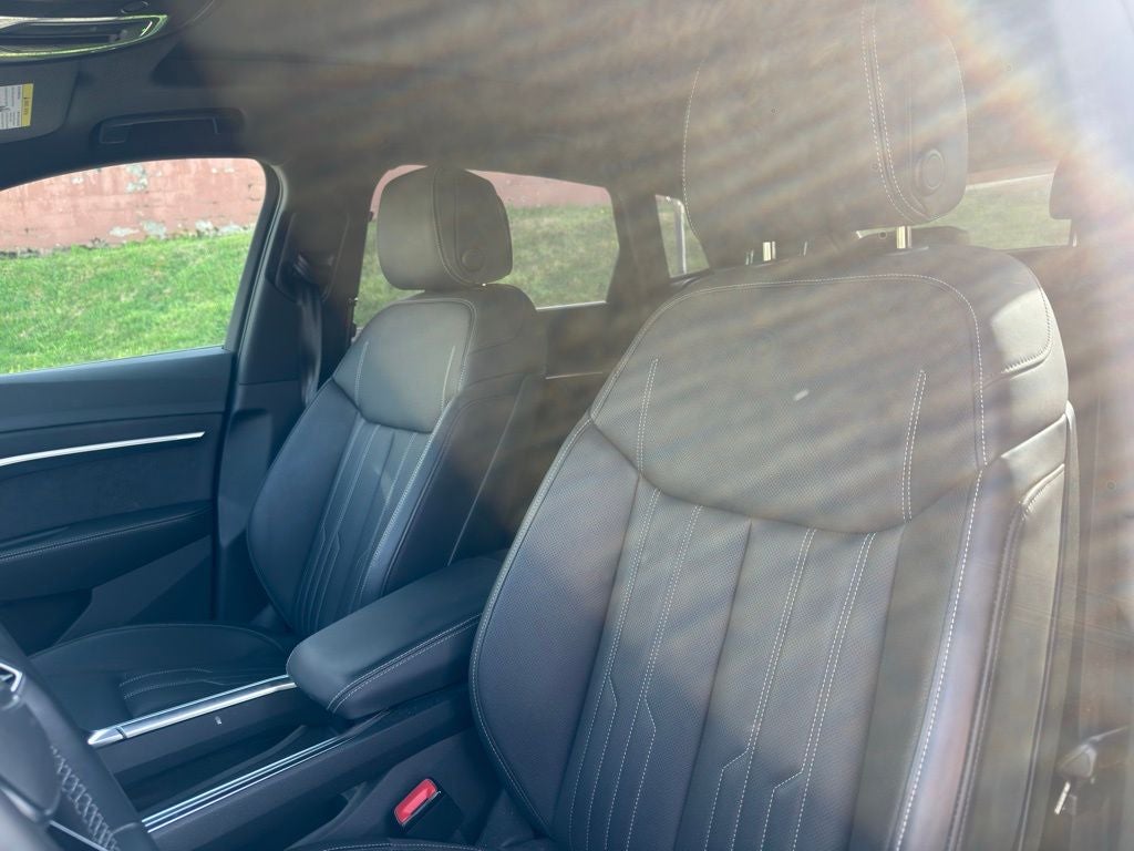 2023 Audi e-tron Prestige quattro