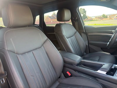 2023 Audi e-tron Prestige quattro