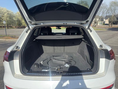 2023 Audi e-tron Prestige quattro