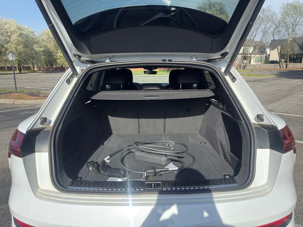 2023 Audi e-tron Prestige quattro