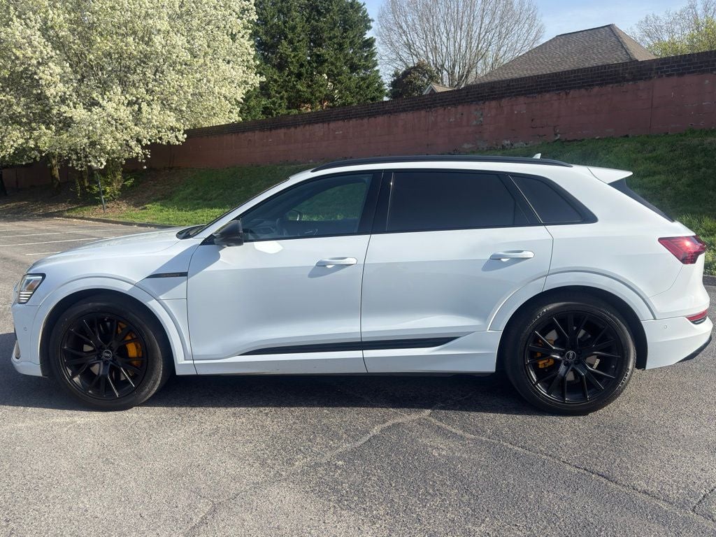 2023 Audi e-tron Prestige quattro