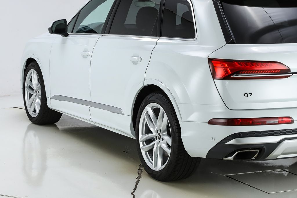 2025 Audi Q7 55 Prestige quattro