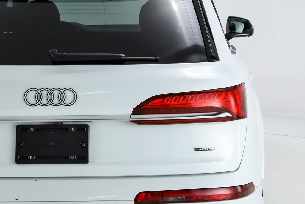 2025 Audi Q7 55 Prestige quattro
