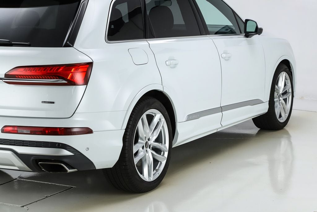 2025 Audi Q7 55 Prestige quattro