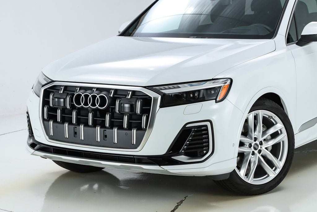 2025 Audi Q7 55 Prestige quattro