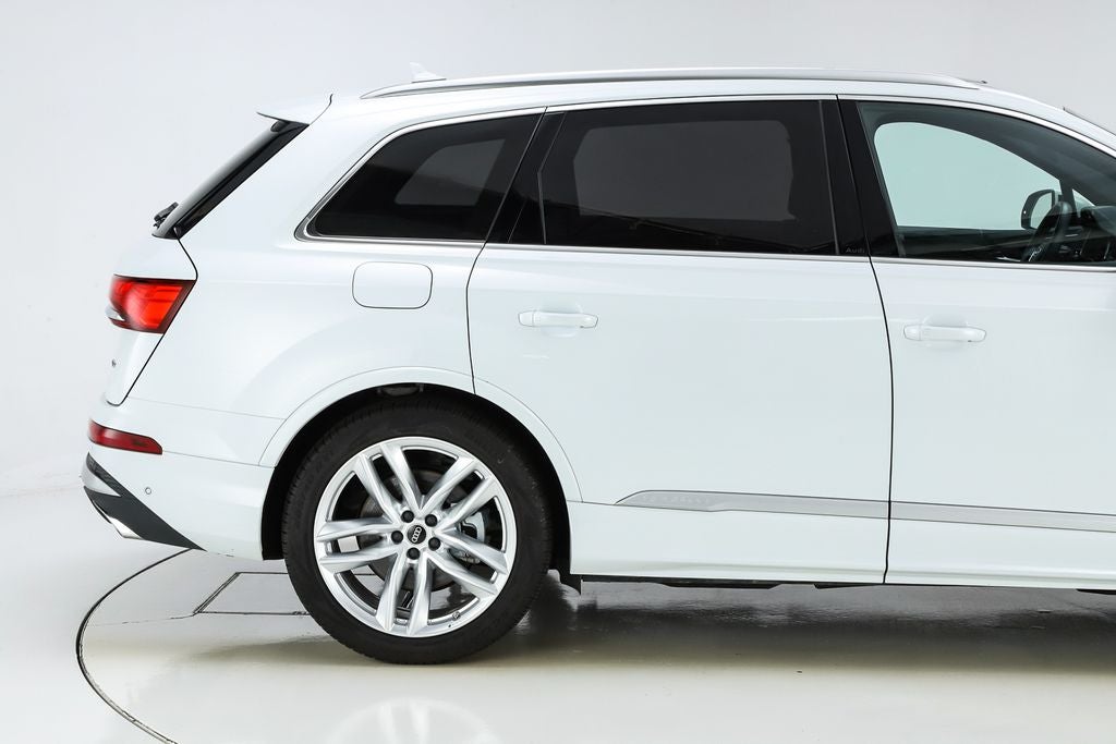 2025 Audi Q7 55 Prestige quattro