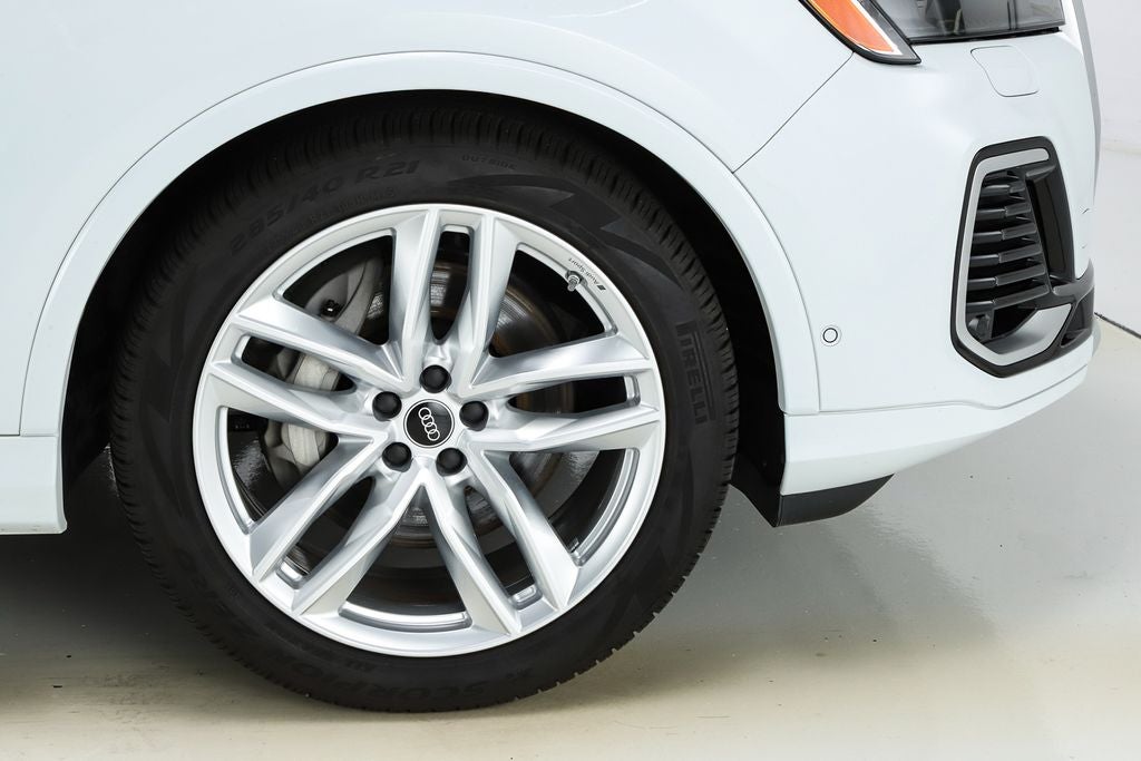 2025 Audi Q7 55 Prestige quattro