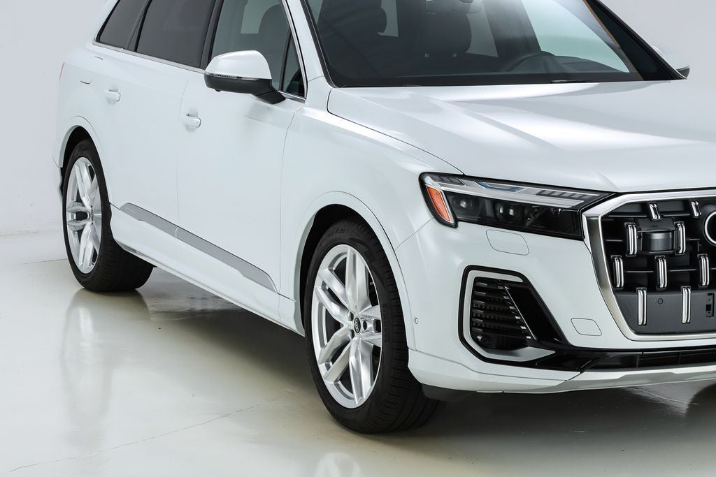2025 Audi Q7 55 Prestige quattro