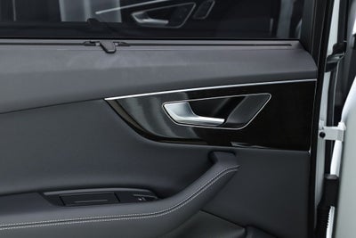 2025 Audi Q7 55 Prestige quattro