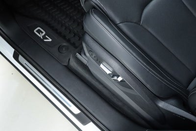2025 Audi Q7 55 Prestige quattro