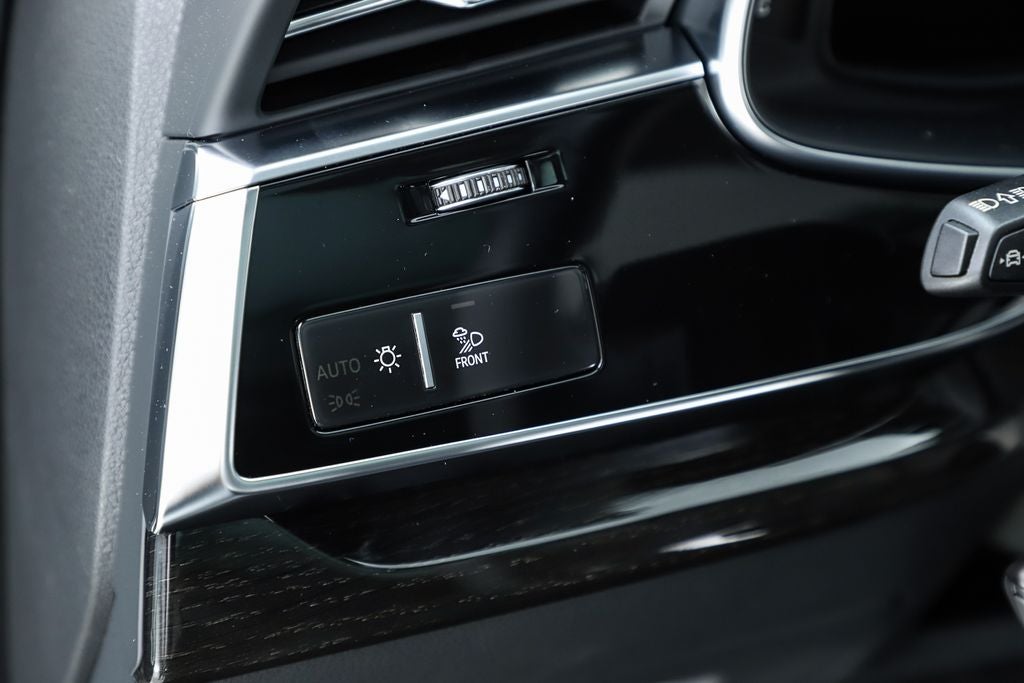 2025 Audi Q7 55 Prestige quattro