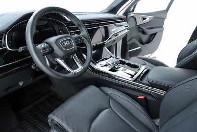 2025 Audi Q7 55 Prestige quattro