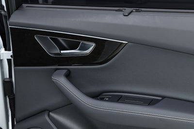 2025 Audi Q7 55 Prestige quattro