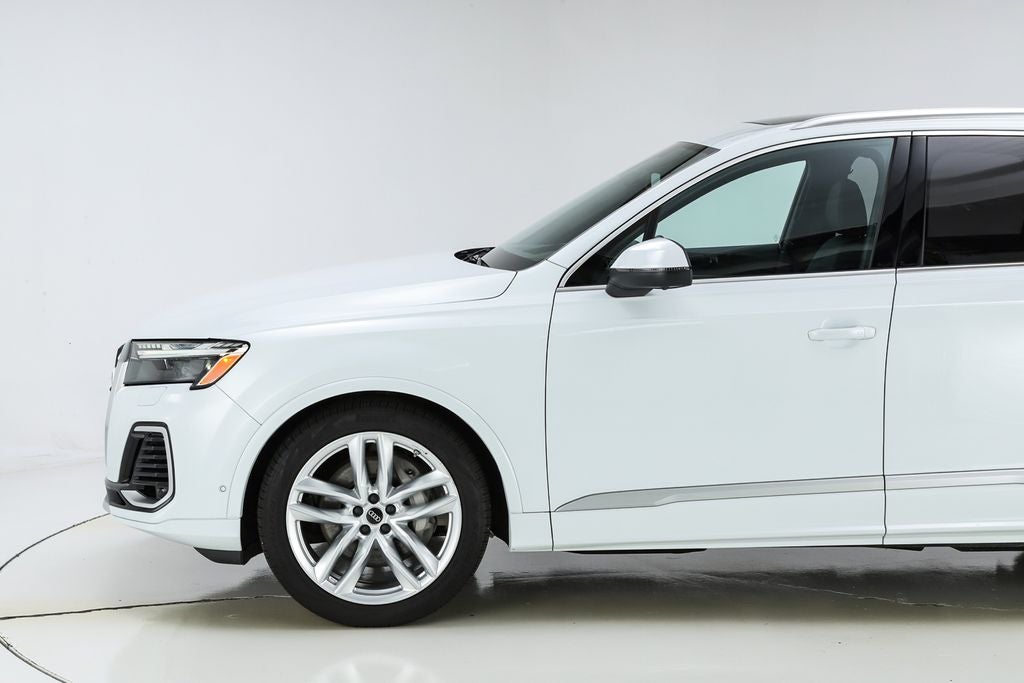 2025 Audi Q7 55 Prestige quattro