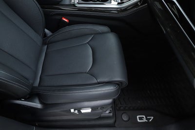 2025 Audi Q7 55 Prestige quattro